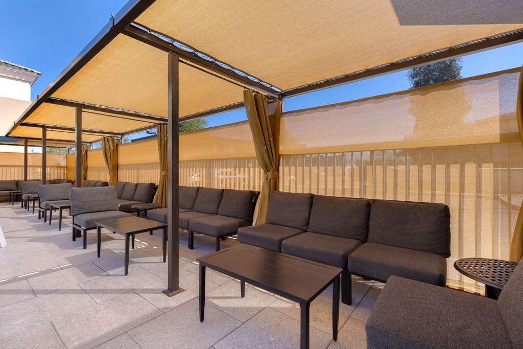 Aiden By Best Western Scottsdale North Facilities photo
